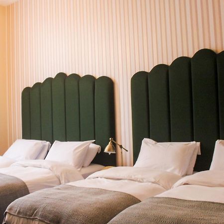 Hotel The Columbia Londra Esterno foto