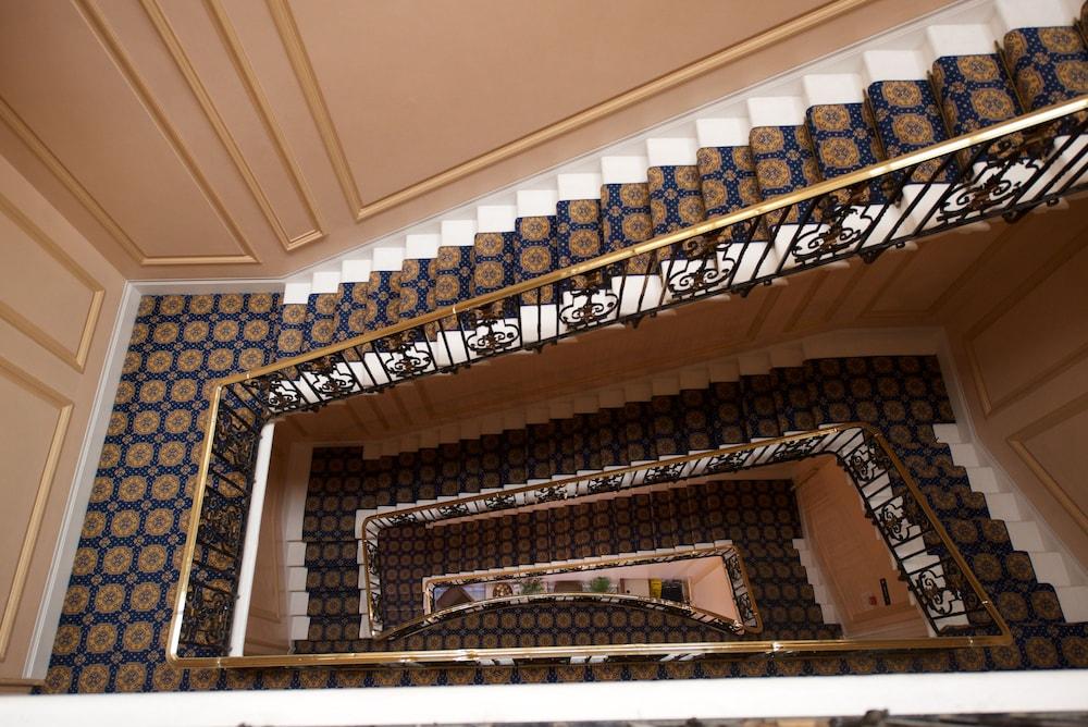 Hotel The Columbia Londra Esterno foto