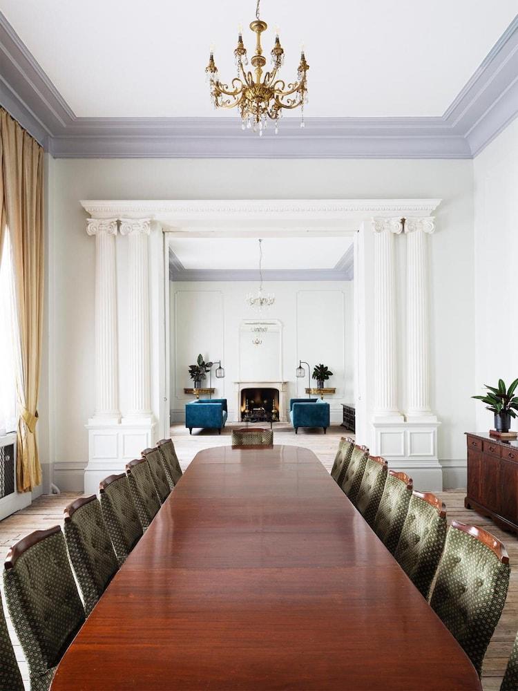 Hotel The Columbia Londra Esterno foto